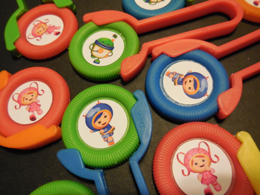 Team Umizoomi Party Ideas
 12 TEAM UMIZOOMI Disk SHooters birthday party favor treat