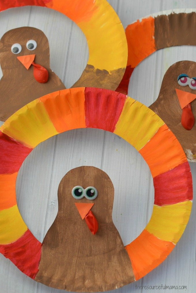 Thanksgiving Art For Preschoolers
 Paper Plate Turkey Craft The Resourceful Mama