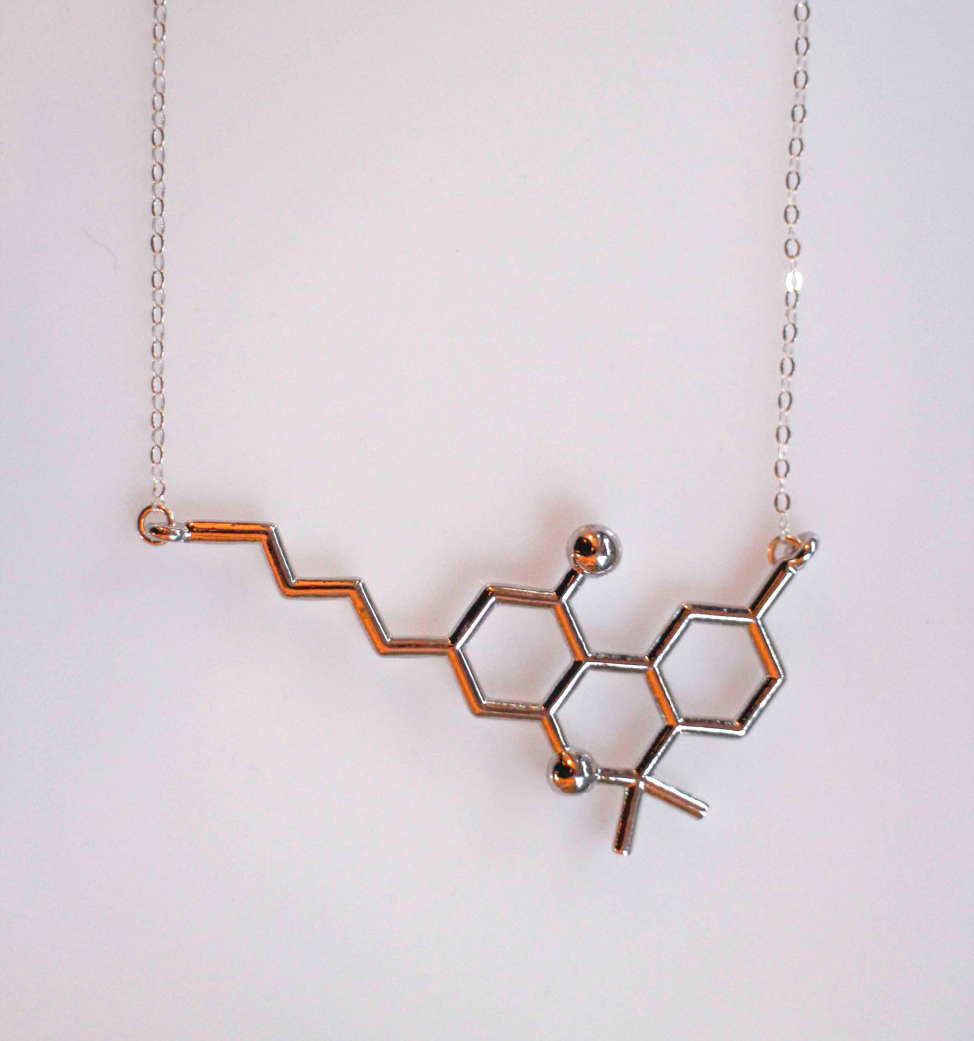 Thc Molecule Necklace
 Chandeliers & Pendant Lights