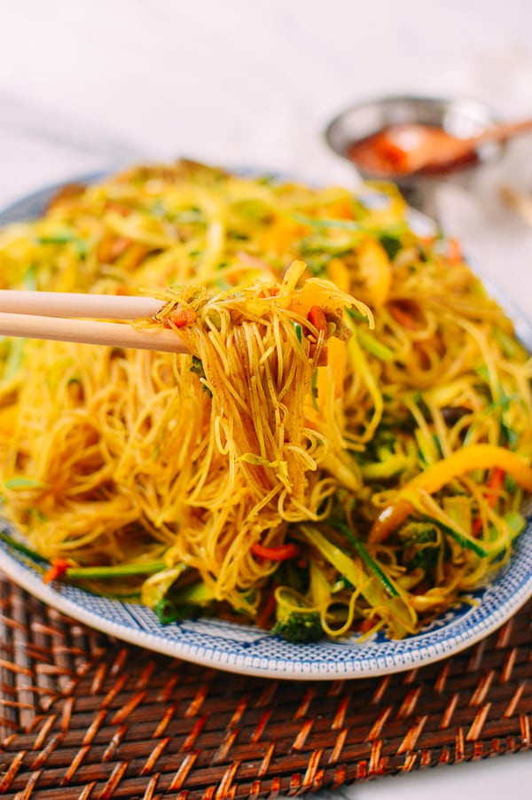 Thin Chinese Noodles
 Ve arian Singapore Noodles The Woks of Life