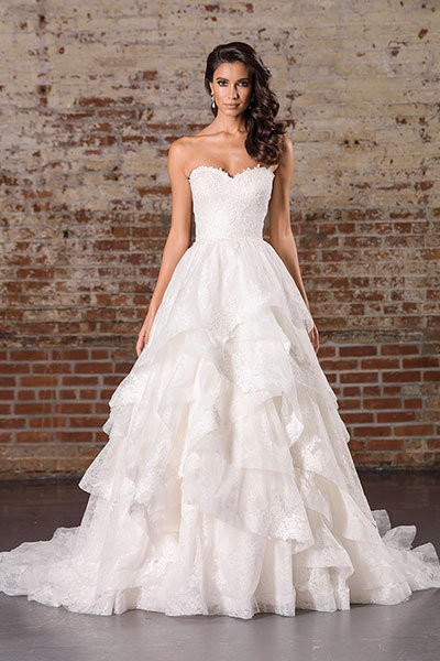 Tiered Wedding Dress
 Gorgeous Wedding Dresses With Tiered Skirts