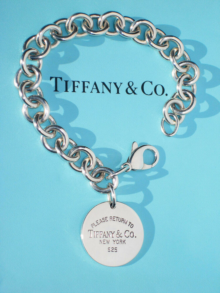Tiffany Sterling Silver Bracelet
 Tiffany & Co Return to Tiffany Sterling Silver Round