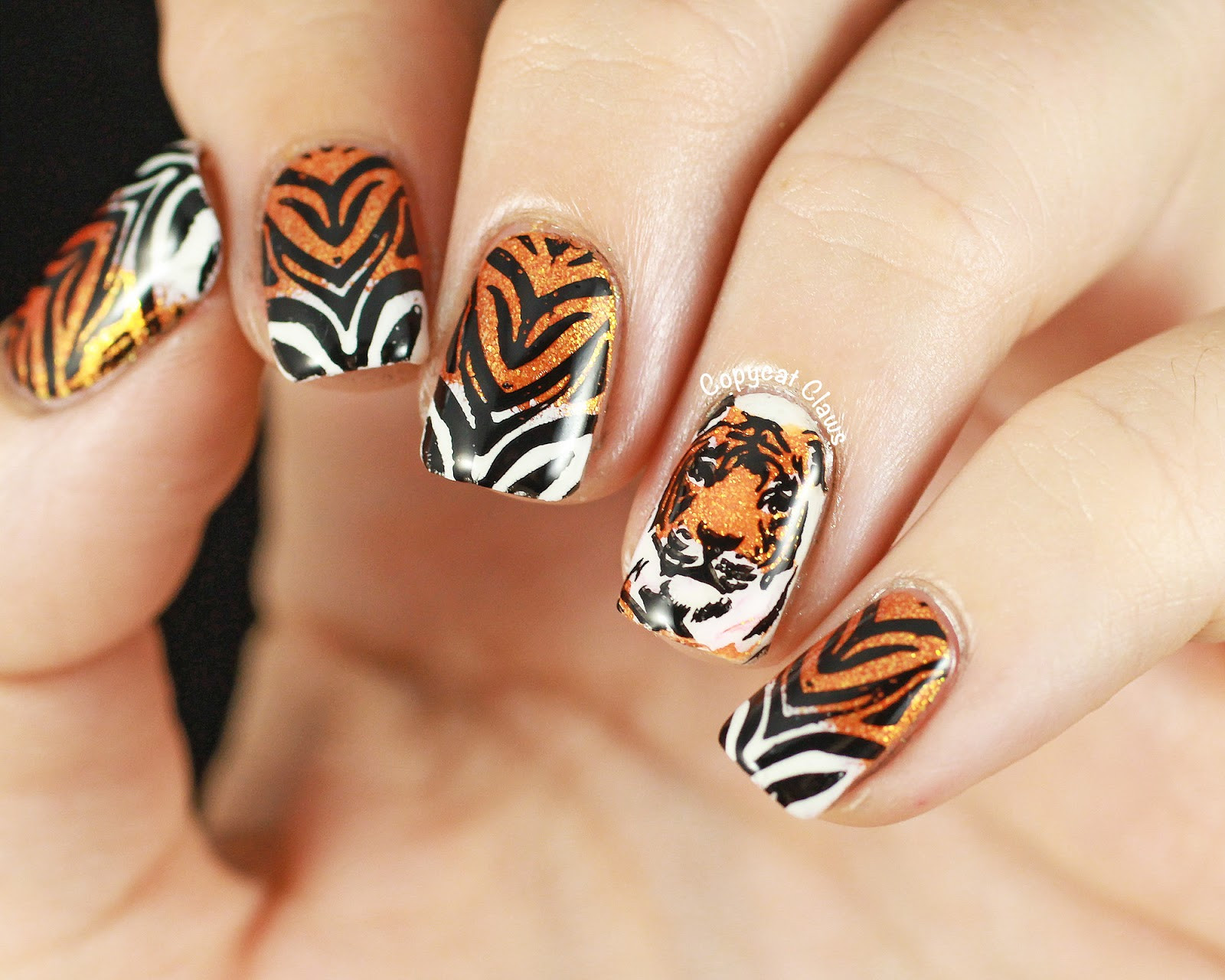 Tiger Nail Art
 Copycat Claws Sunday Stamping Tiger Nails