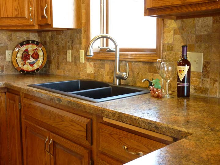 Tile Kitchen Countertops Ideas
 Have the Ceramic Tile Kitchen Countertops for Your Home