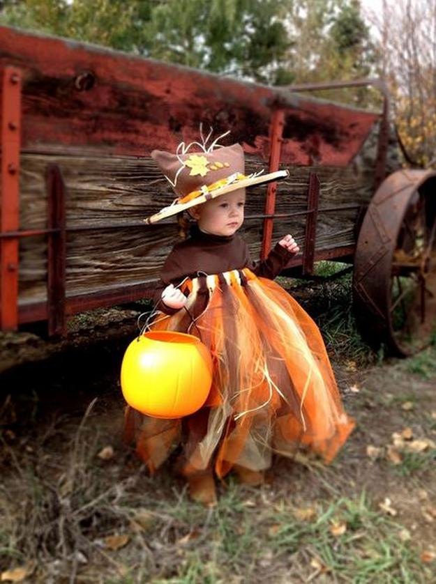 Toddler Scarecrow Costume DIY
 17 DIY Scarecrow Costume Ideas From Clever to Creepy