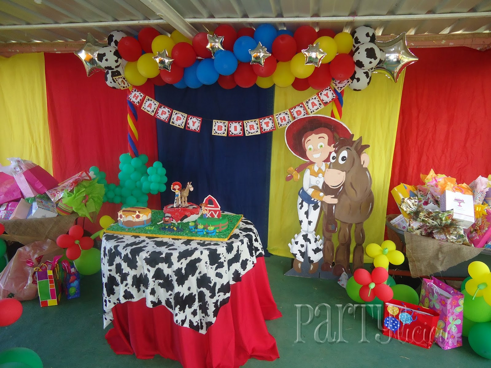Toy Story Birthday Decorations
 Partylicious Events PR Jessie Toy Story Birthday