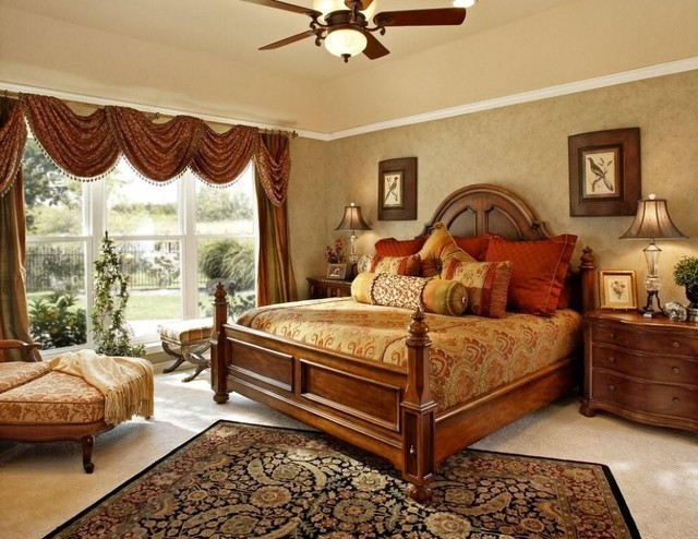 Traditional Master Bedroom
 Romantic master bedroom