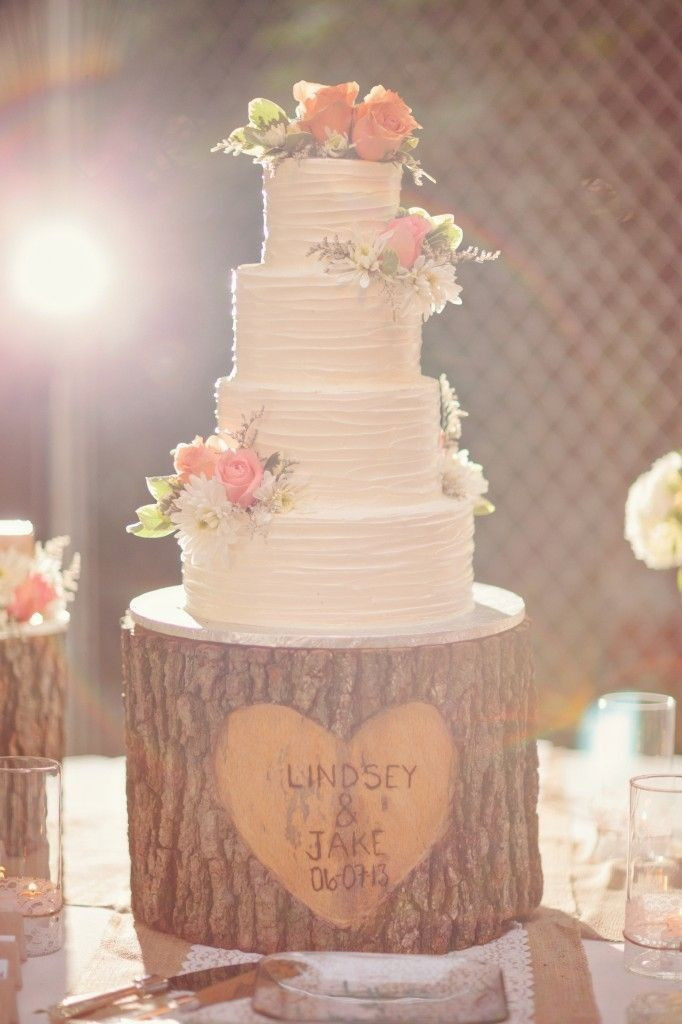 Tree Stump Wedding Cake
 50 Tree Stumps Wedding Ideas for Rustic Country Weddings