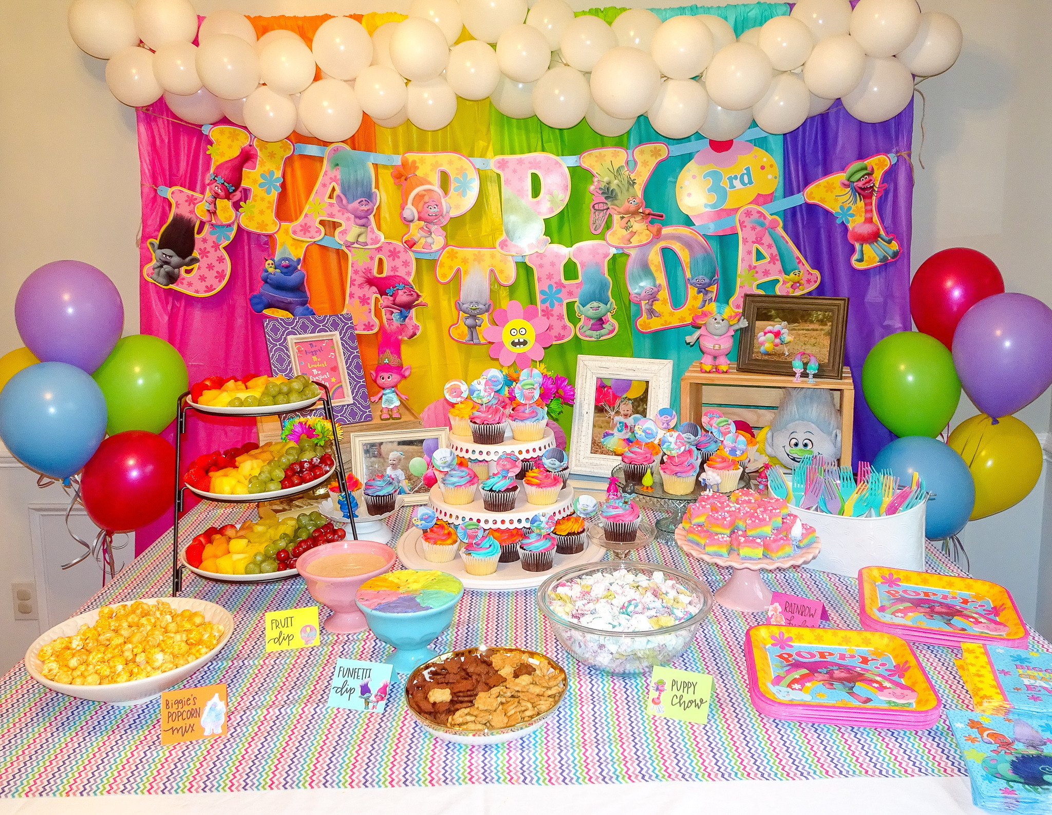 Troll Food Ideas For Party
 Audrey s Trolls Birthday Party Poppy Grace