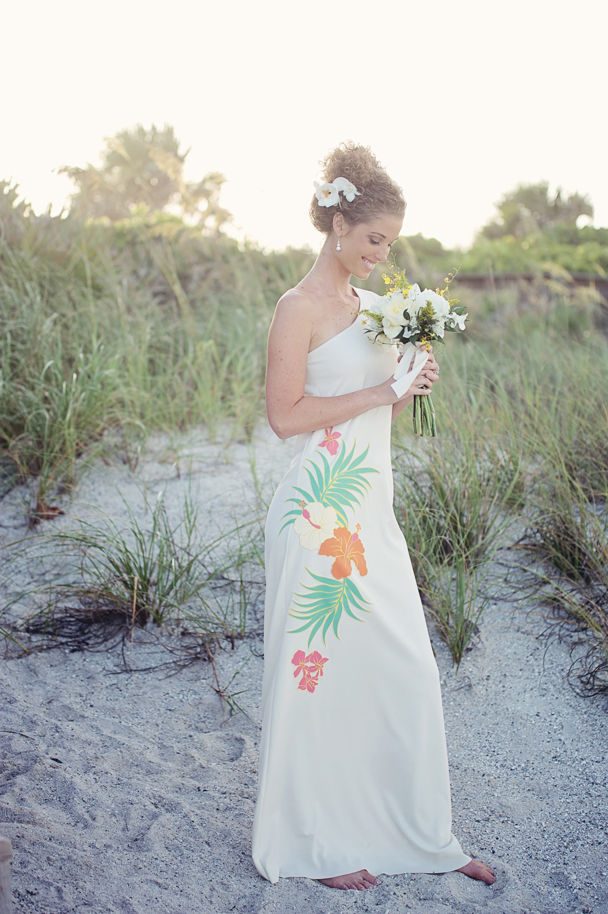Tropical Wedding Dresses
 5 Steps to Getting that Perfect Bali Beach Wedding Dress