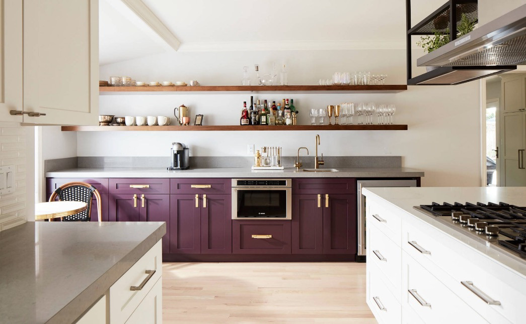 Two Colored Kitchen Cabinets
 20 Shining Examples of the Two Toned Kitchen Cabinet Trend