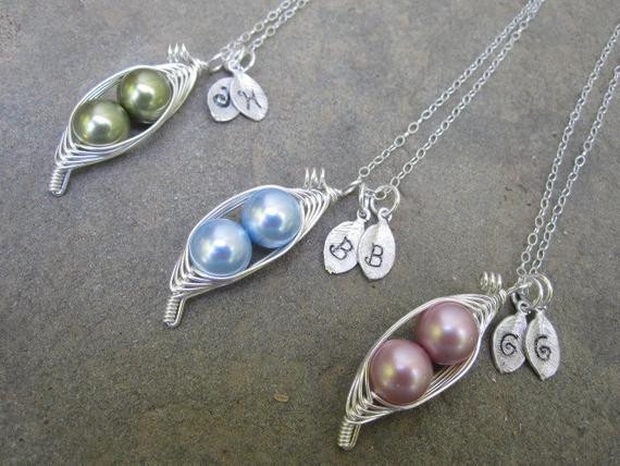 Two Peas In A Pod Necklace
 Mom s Sweet Peas in a Pod Necklace 2 3 or 4 peas pick