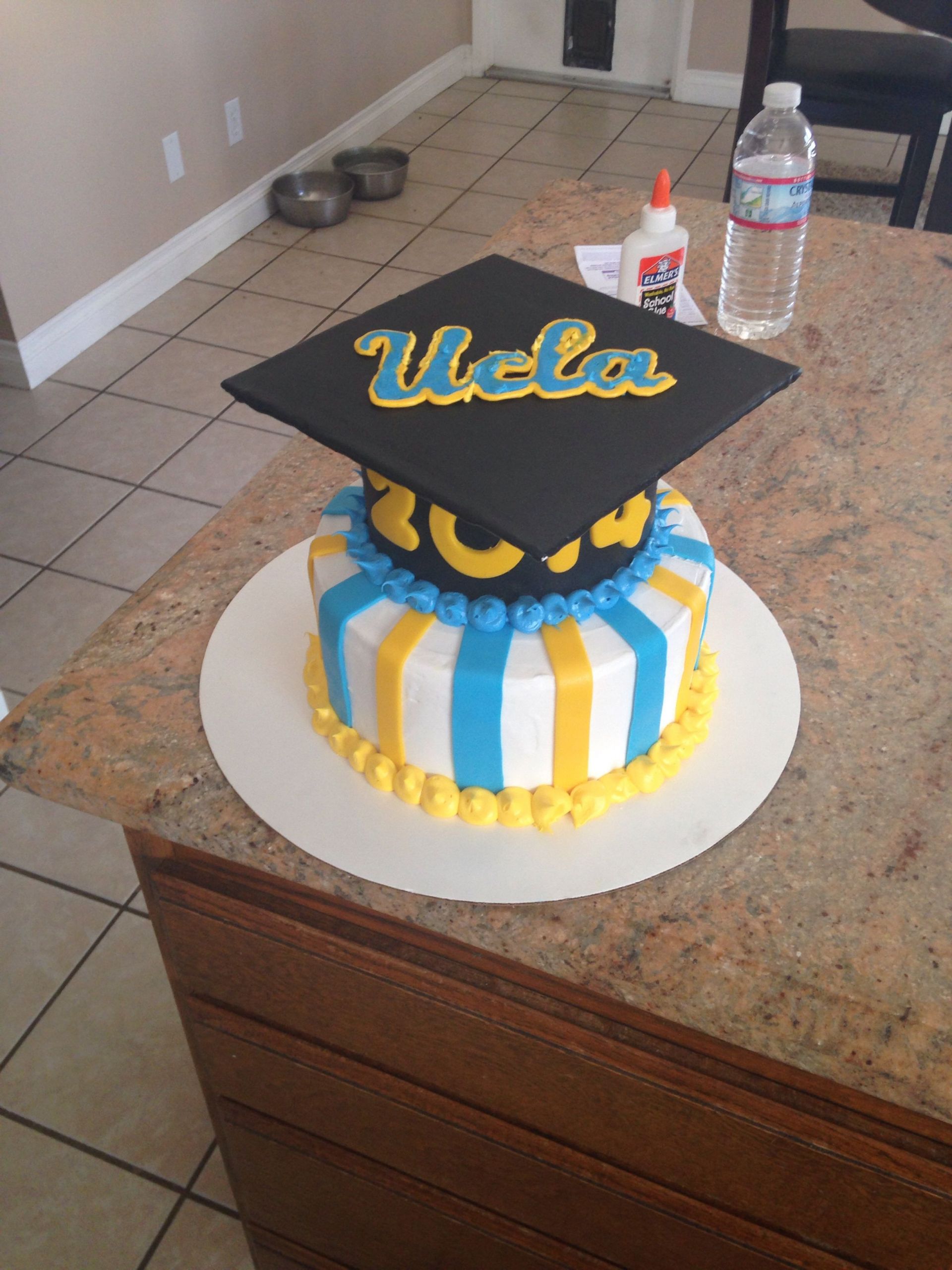 Ucla Graduation Party Ideas
 Graduation cake Class of 2014 UCLA