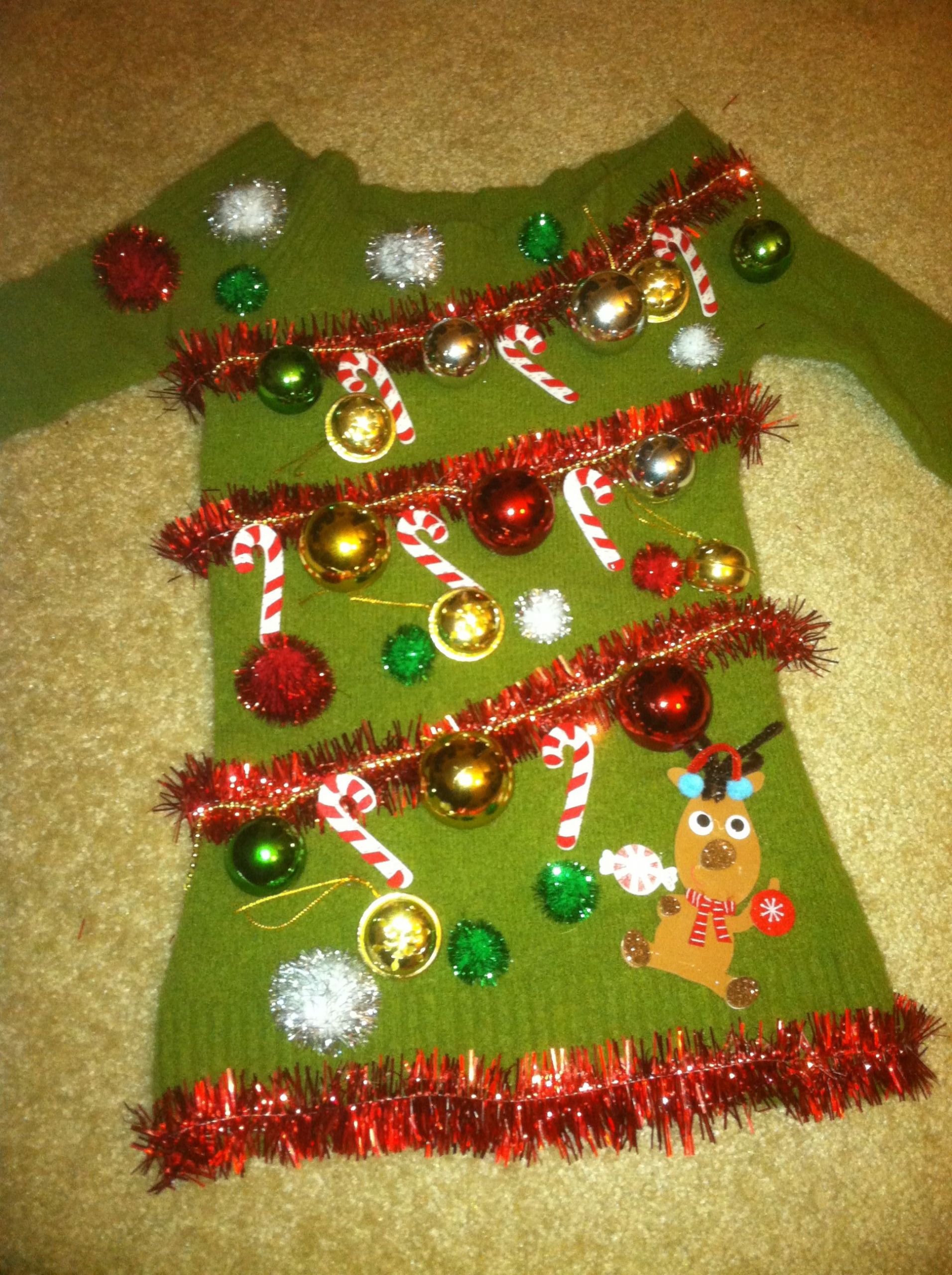 Ugly Christmas Sweater DIY Pinterest
 26 DIY Ugly Christmas Sweaters That Prove You re Awesome
