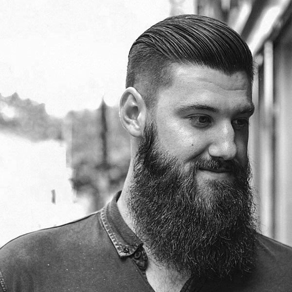 Undercut Hairstyle With Beard
 Undercut With Beard Haircut For Men 40 Manly Hairstyles