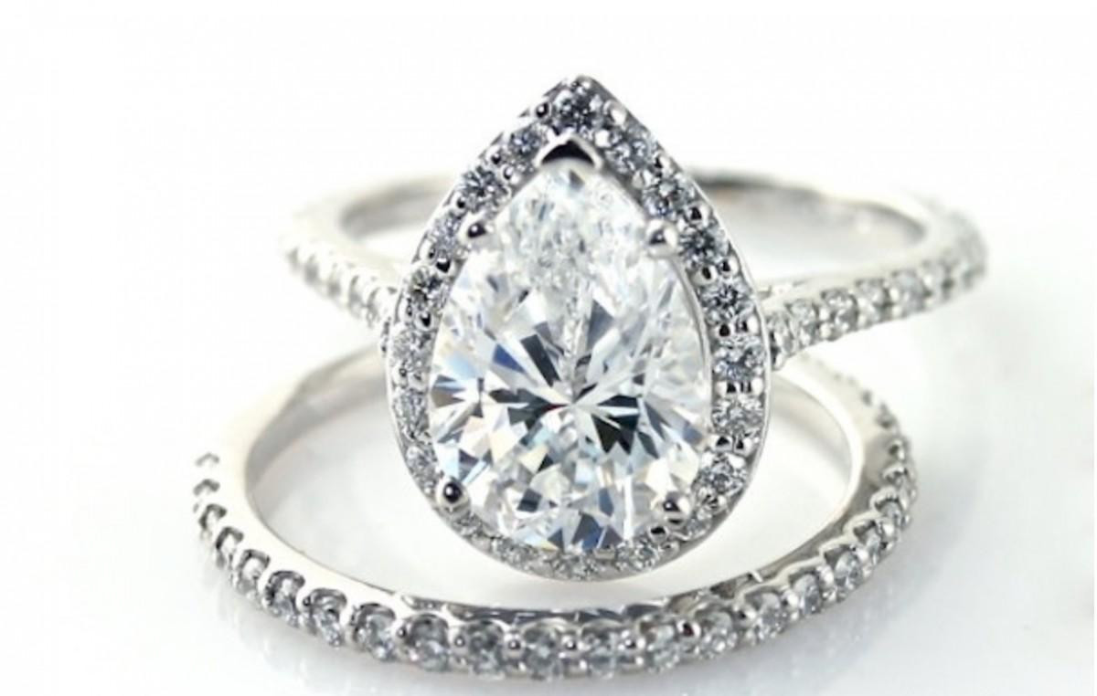 Unique Diamond Engagement Rings
 7 Non Diamond Engagement Rings Stunning & Unique Alternatives