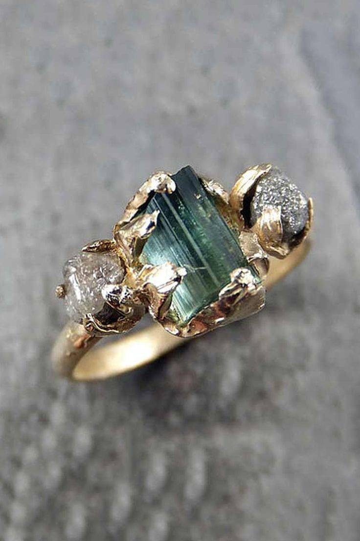 Untraditional Wedding Rings
 15 of Nontraditional Engagement Rings