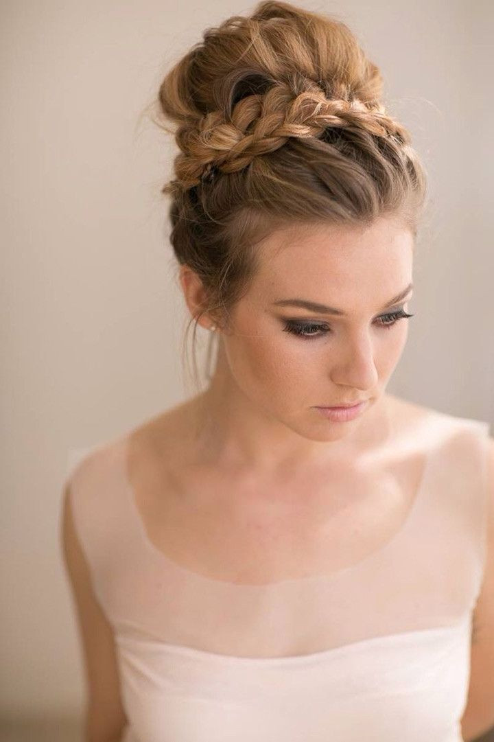 Updo Hairstyles For Wedding
 25 Glorious Wedding Hairstyles for Medium Hair Pretty