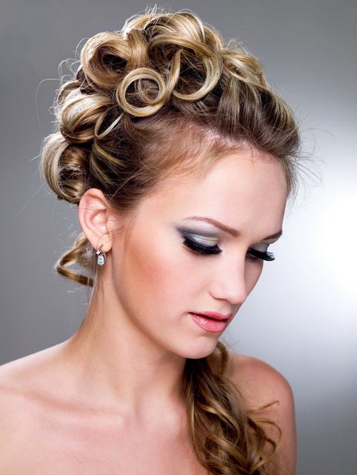 Updos Hairstyles
 RainingBlossoms Trendy Wedding Hairstyles Updos