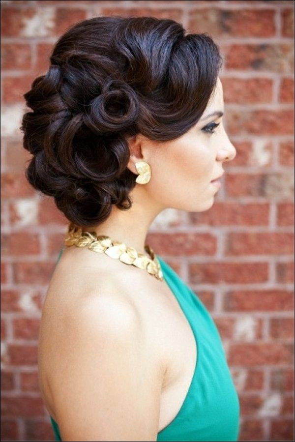 Updos Hairstyles For Bridesmaids
 16 Glamorous Bridesmaid Hairstyles for Long Hair Pretty