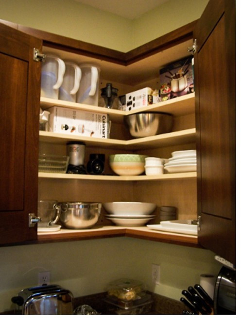 Upper Corner Kitchen Cabinet Ideas
 About the easy reach upper corner cabinet