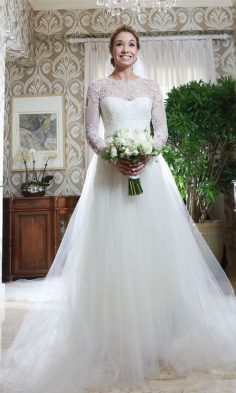 Used Wedding Dress
 Monique Lhuillier Sarah $4 400 Size 10