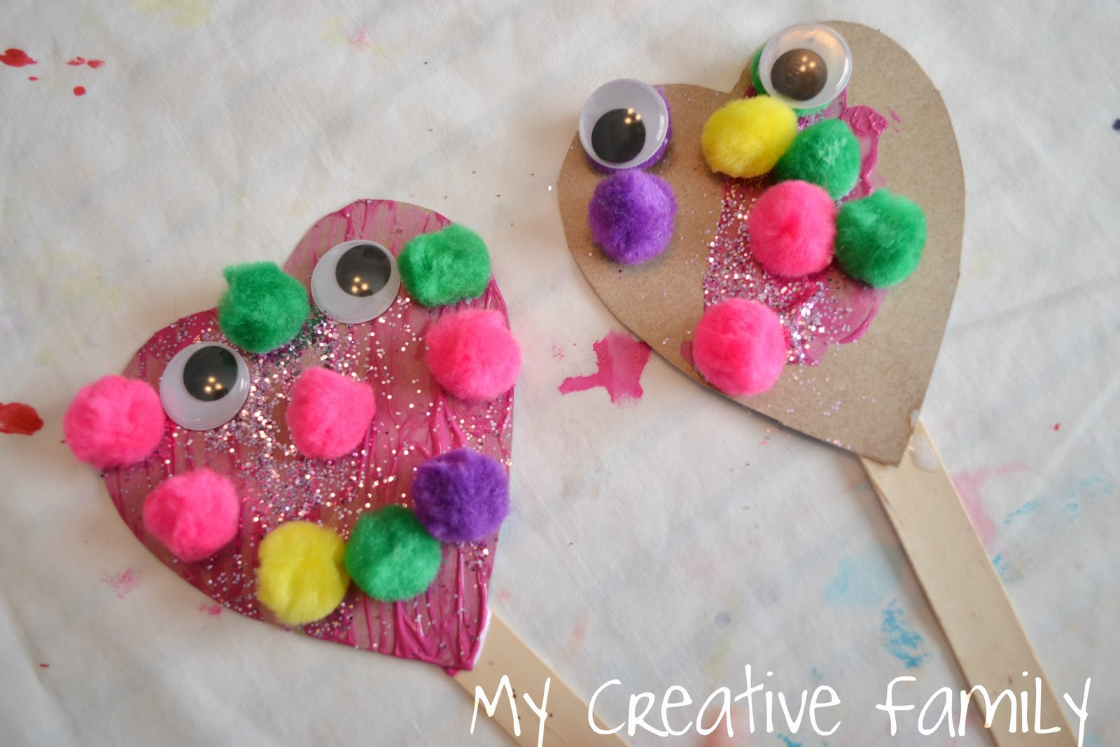 Valentine Craft Ideas For Preschool
 Preschool Crafts for Kids Valentine s Day Heart Puppets