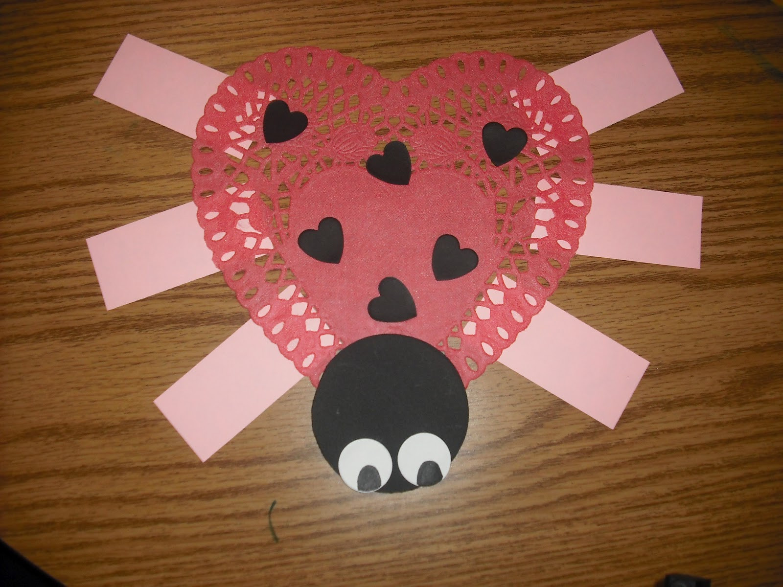 Valentine Crafts Ideas For Preschoolers
 Sprinkles to Kindergarten Valentine Glyph Freebie and a