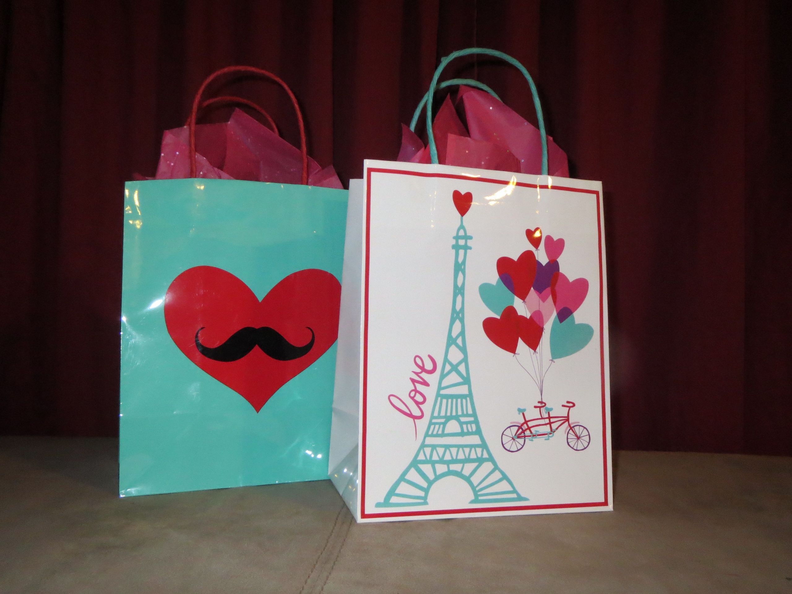 Valentine Gift Bags Ideas
 5 DIY Valentine’s Gift Ideas