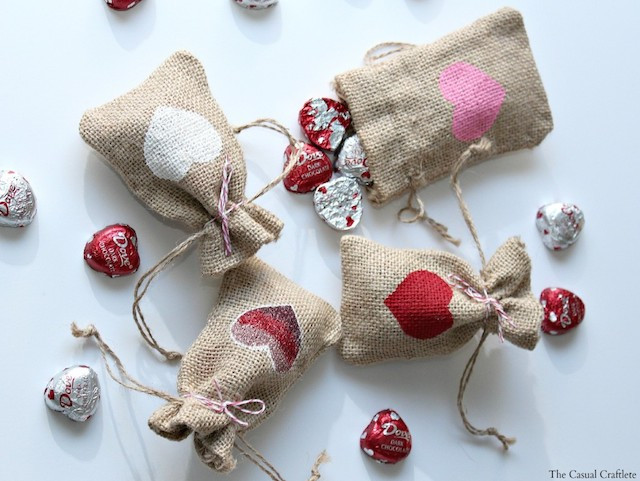 Valentine Gift Bags Ideas
 Valentine s Day Grab Bag DIY Gifts Decor and More for