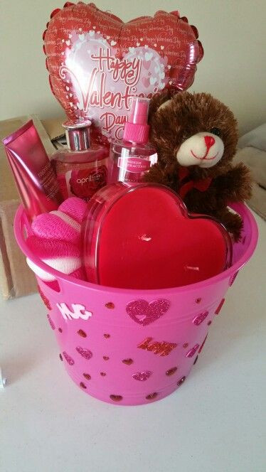 Valentine Gift Ideas For Friends
 7 Sweet and Thoughtful Valentine s Gift Ideas Your