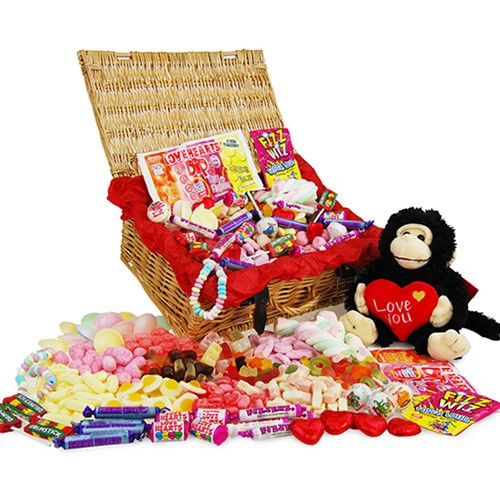 Valentine Gift Ideas For Her Uk
 Romantic Valentine s Day Gifts for Her