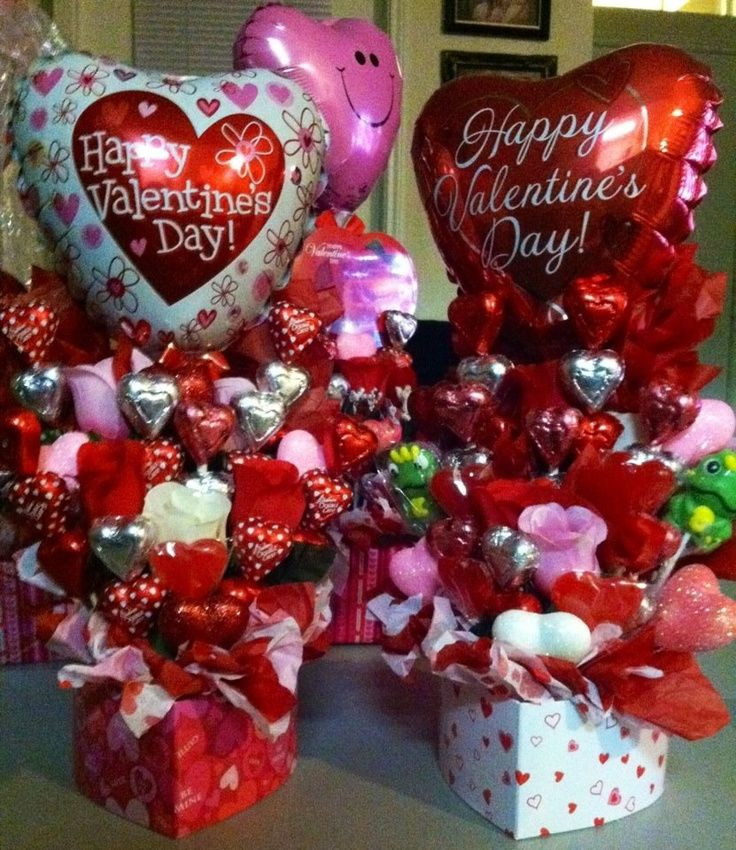 Valentines Gift Ideas For Her Pinterest
 Canastas de amor y amistad utilizando cajas con forma de