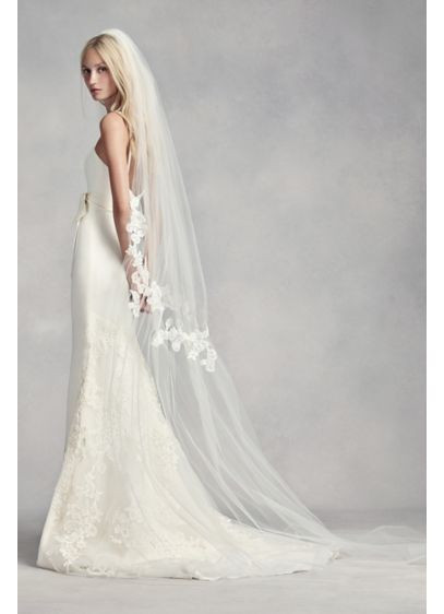 Vera Wang Wedding Veil
 Floral Lace Cinched Cathedral Veil
