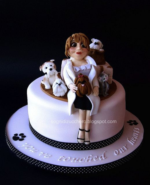 Veterinarian Graduation Party Ideas
 cake for veterinary via Flickr