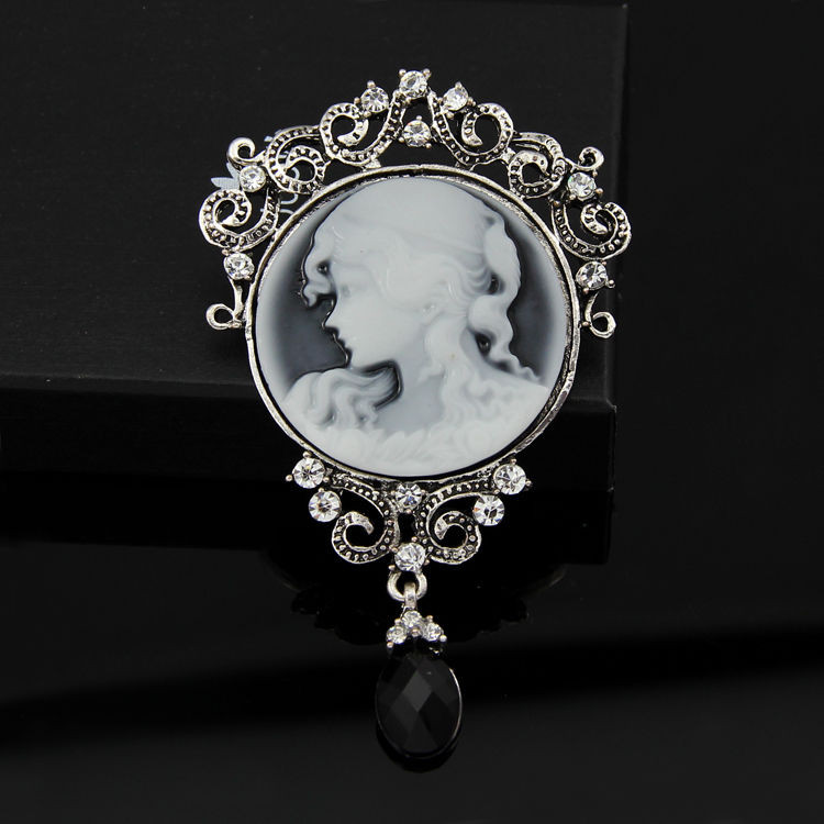 Victorian Brooches
 Elegant Women Jewelry Antique Vintage Crystal Victorian