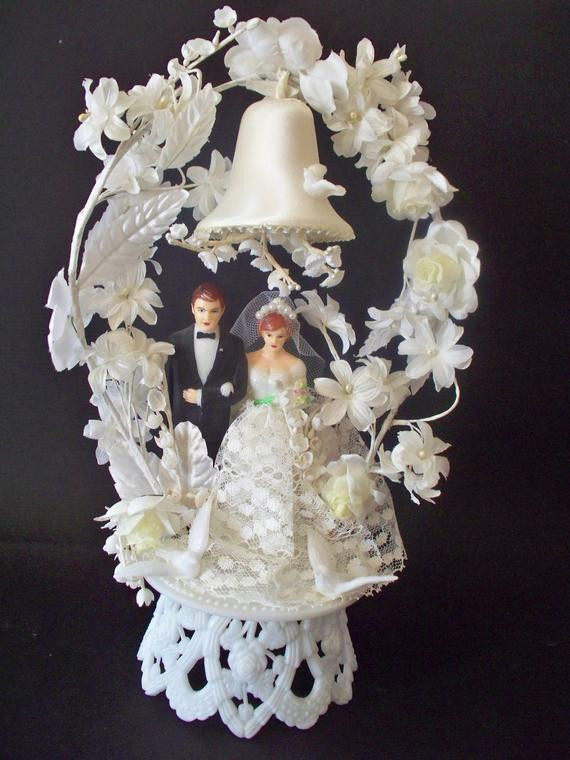 Vintage Wedding Cake Topper
 Vintage Wedding cake topper