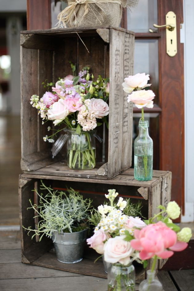 Vintage Wedding Decor
 Say “I Do” to These Fab 51 Rustic Wedding Decorations