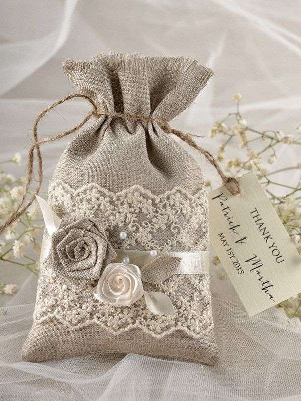Vintage Wedding Favors
 Rustic wedding favors ideas – pass the romantic love to