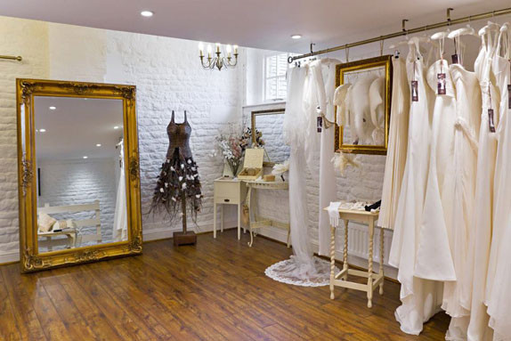 Vows Wedding Store
 Caring & intimate bridal shop experience Sanyukta