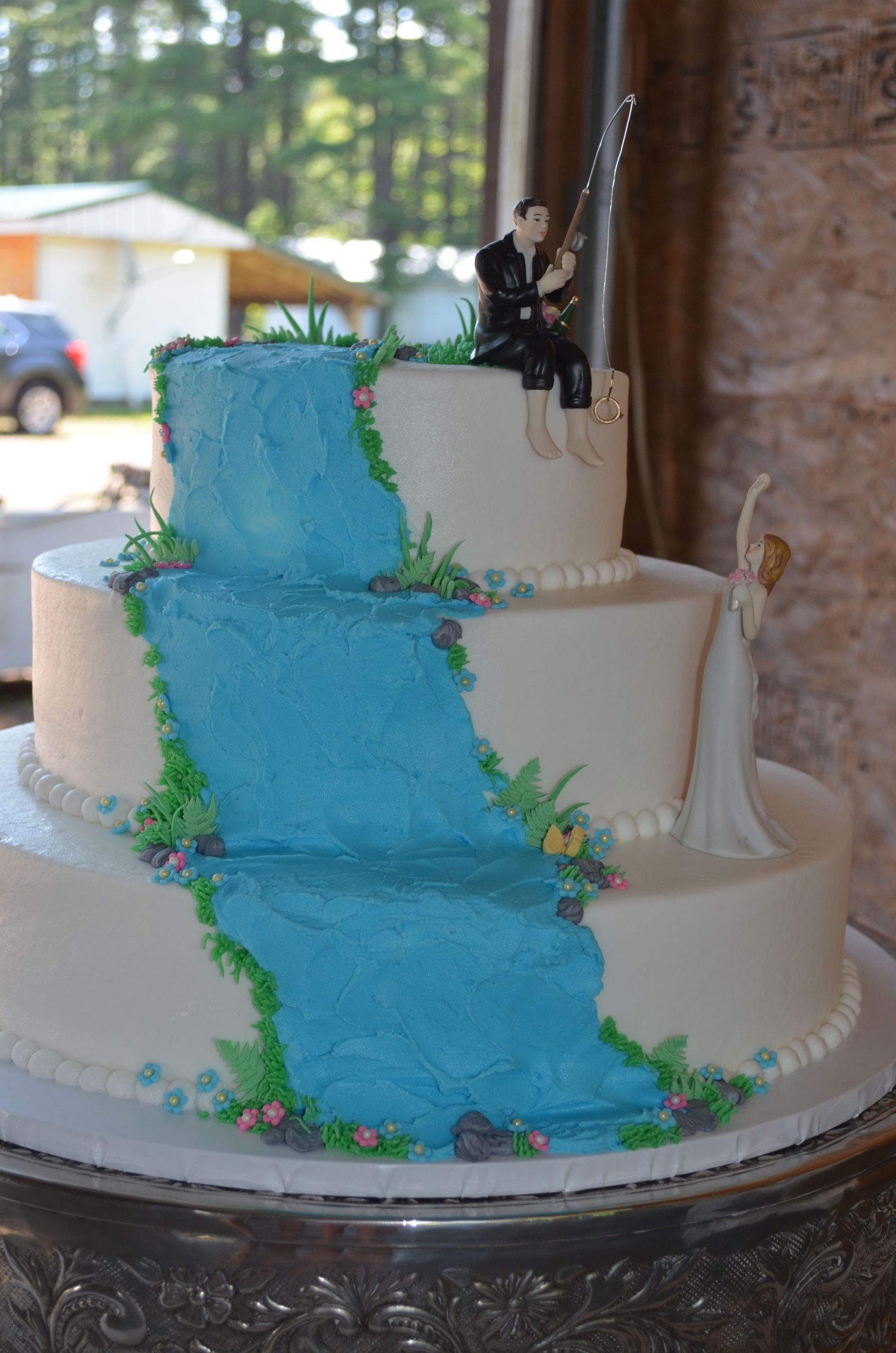 Waterfall Wedding Cakes
 Waterfall Wedding Cake Cake Ideas and Designs