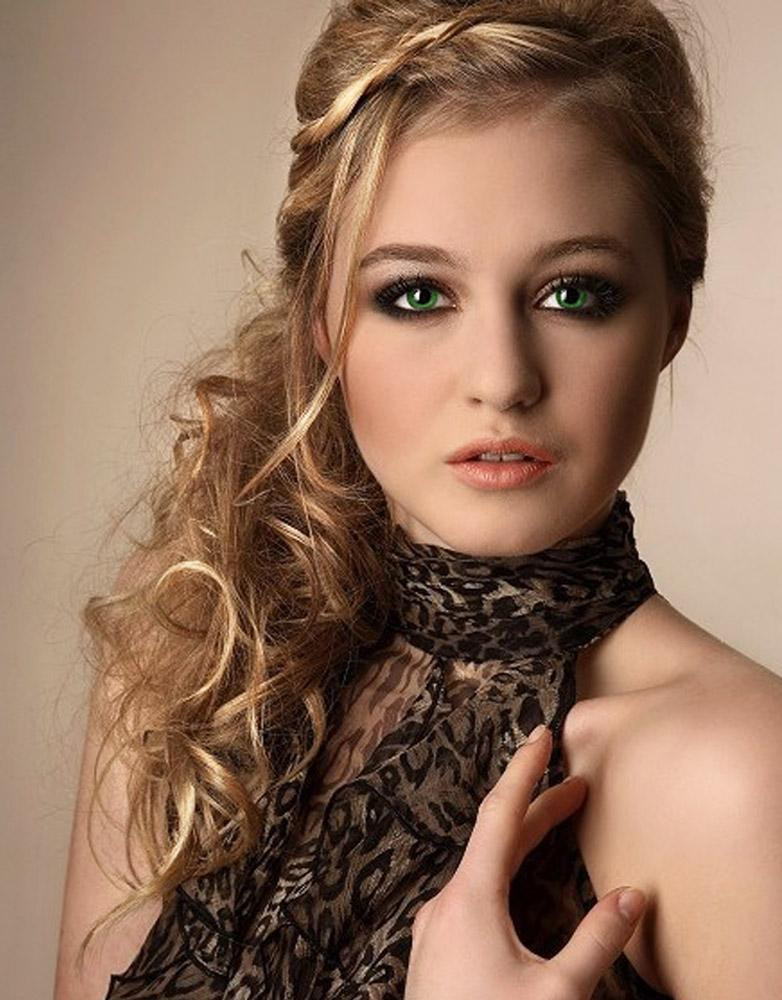 Wavy Hairstyles For Prom
 kafgallery prom hair 2012 braids