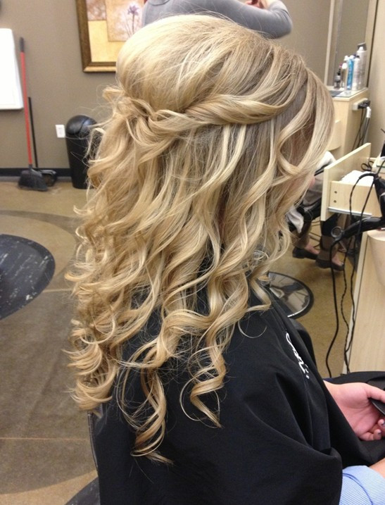 Wavy Hairstyles For Prom
 16 Beautiful Prom Hairstyles for Long Hair 2015 Pretty