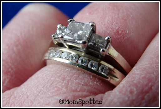 Wedding Band Or Engagement Ring First
 Does The Wedding Band Engagement Ring Go First 51