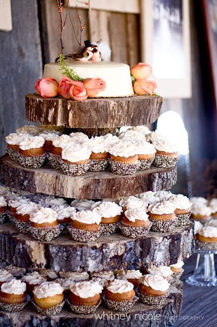 Wedding Cake Cupcake
 Rustic Theme