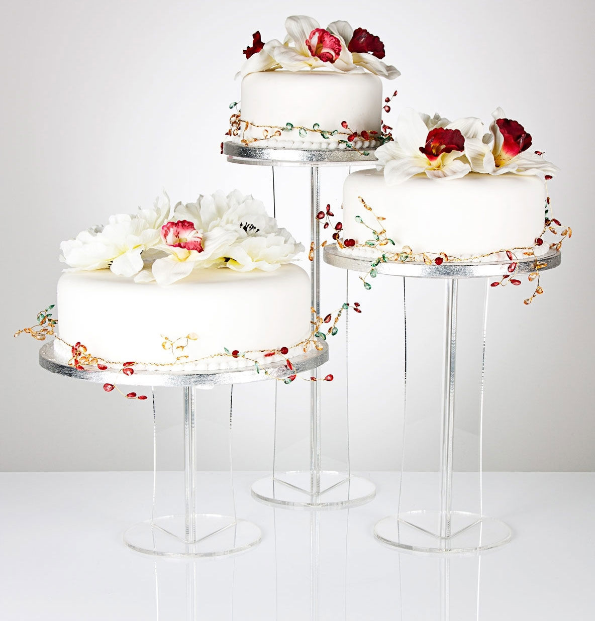 Wedding Cake Display Stand
 Emily Pillar Clear Acrylic Wedding & Party Cake Display