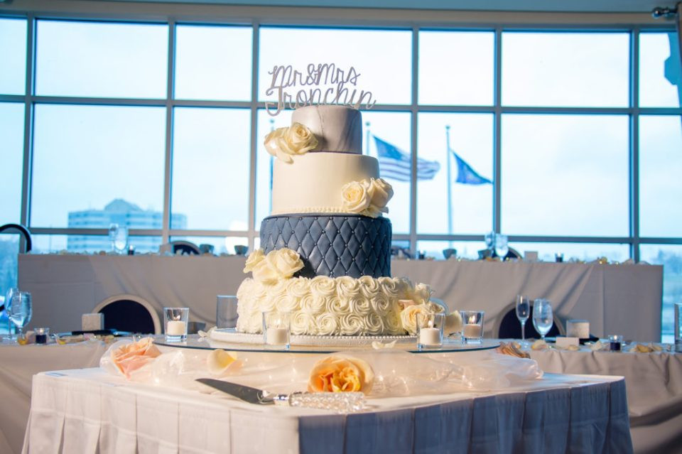 Wedding Cakes Erie Pa
 Picture Perfect Wedding at Sheraton Bayfront Hotel
