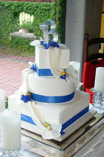 Wedding Cakes Huntsville Al
 Magnificent Cakes s Wedding Cake Alabama