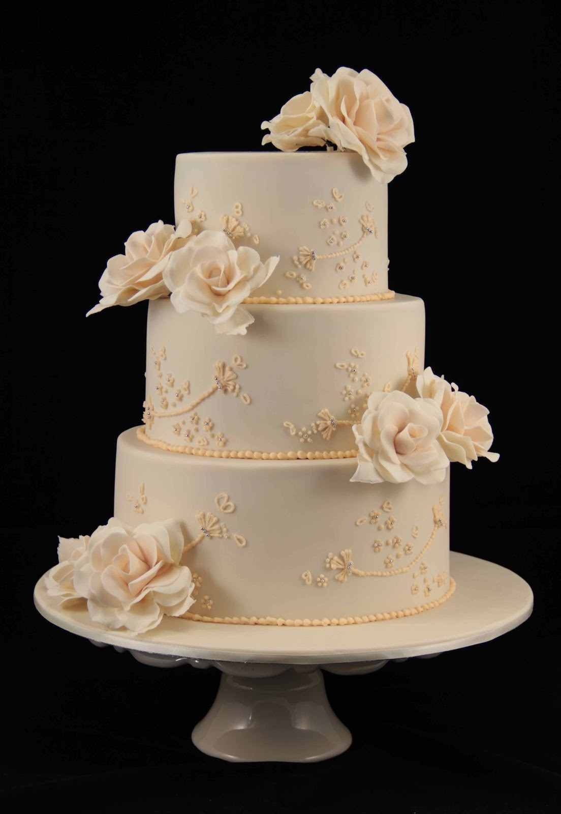 Wedding Cakes Images
 Bakerz Dad Rose Wedding Cake
