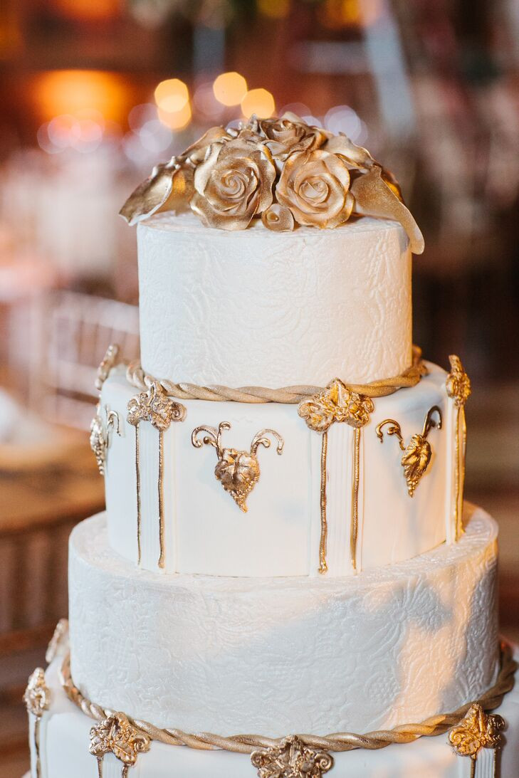 Wedding Cakes Wilmington Nc
 A Traditional Formal Winter Wedding at Hotel du Pont in